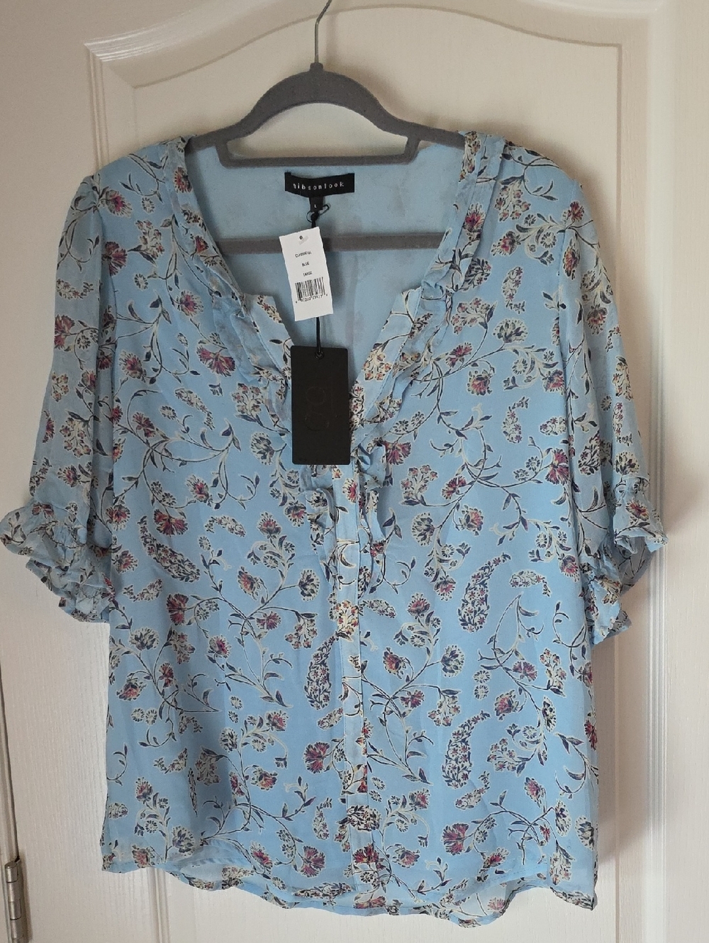 Gibsonlook Sky Blue Floral V-Neck Lined Blouse